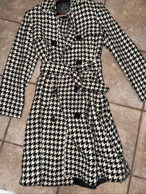 last kiss Black & White Houndstooth Long Sleeve Belted Trench
